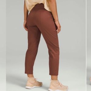 Lululemon Dance Studio Mid-Rise Crop 25"